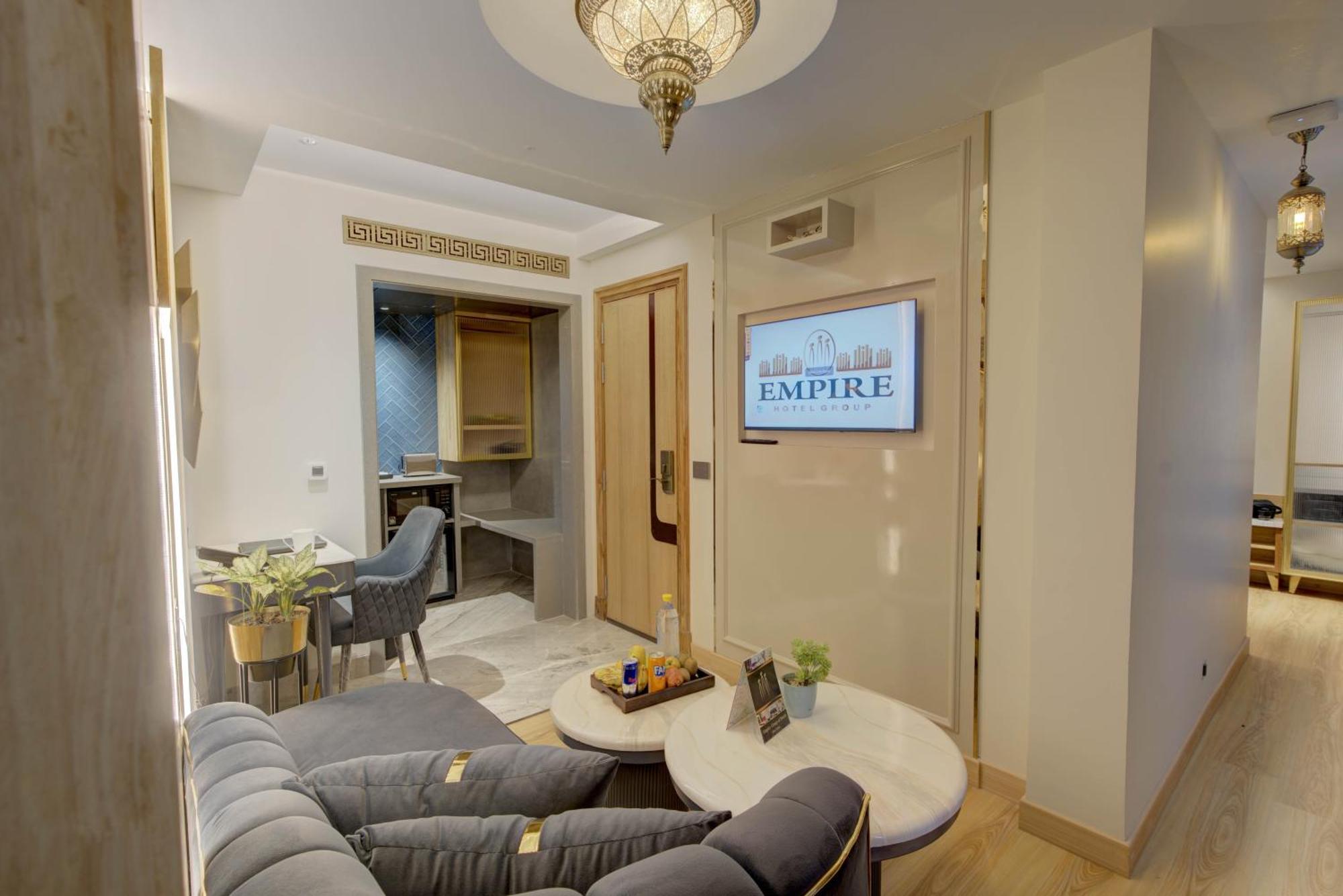 Empire Platinum Suites New Delhi Exterior photo
